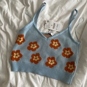 Zara floral knit crop top - size medium